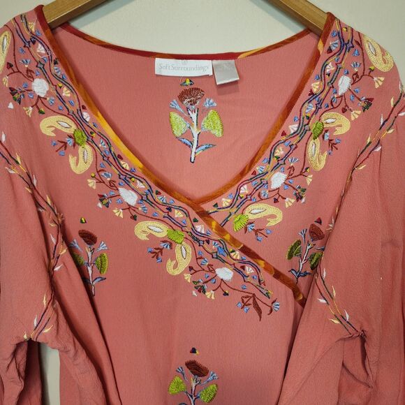 Soft Surroundings Floral Embroidered Tunic Top Womens XL Boho Festival Artsy - Picture 3 of 13